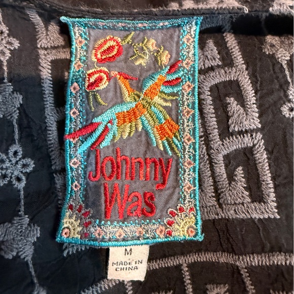 Johnny Was Black and Gray Embroidered Blouse - Picture 5 of 6